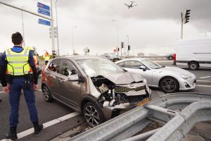 Opnieuw ongeval op N209 Bergschenhoek: auto eindigt tegen vangrail