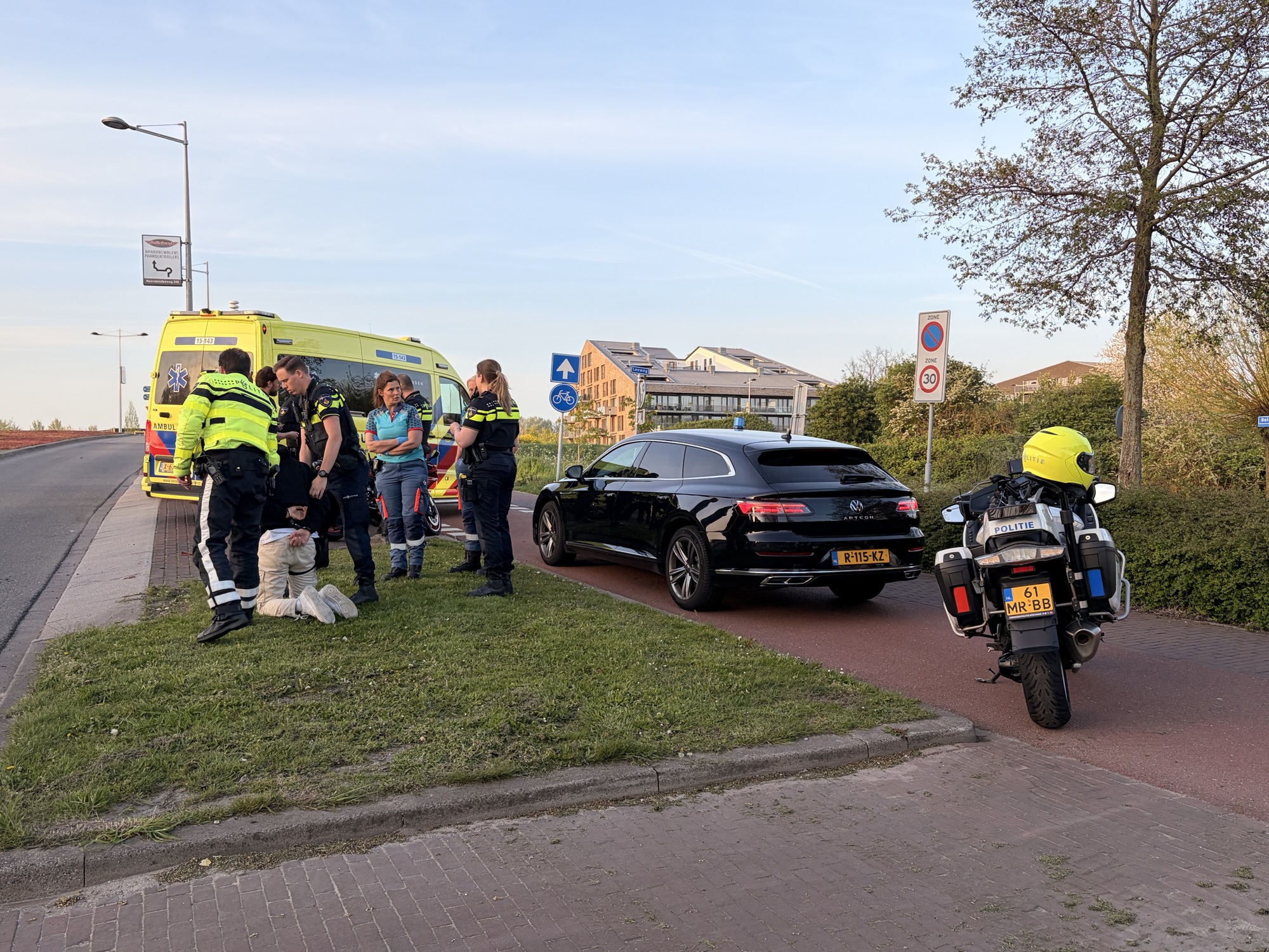 Motorrijder crasht tijdens politieachtervolging op Oudelandselaan in Berkel en Rodenrijs