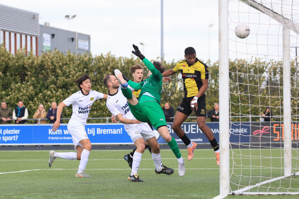 TOGB slaat laat toe na spannend duel