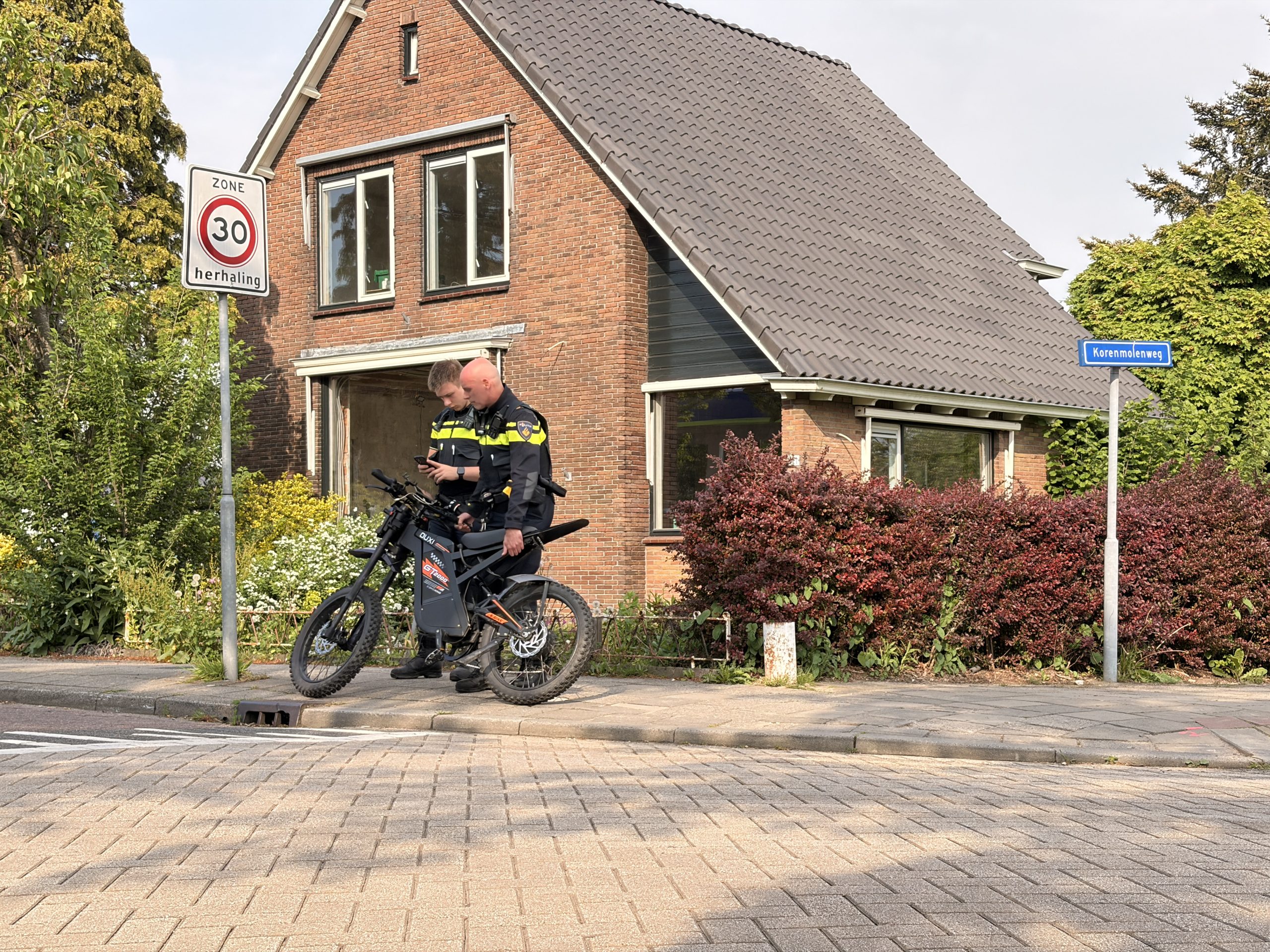 Fietser gewond na botsing met auto in botsing Hoefweg Bleiswijk